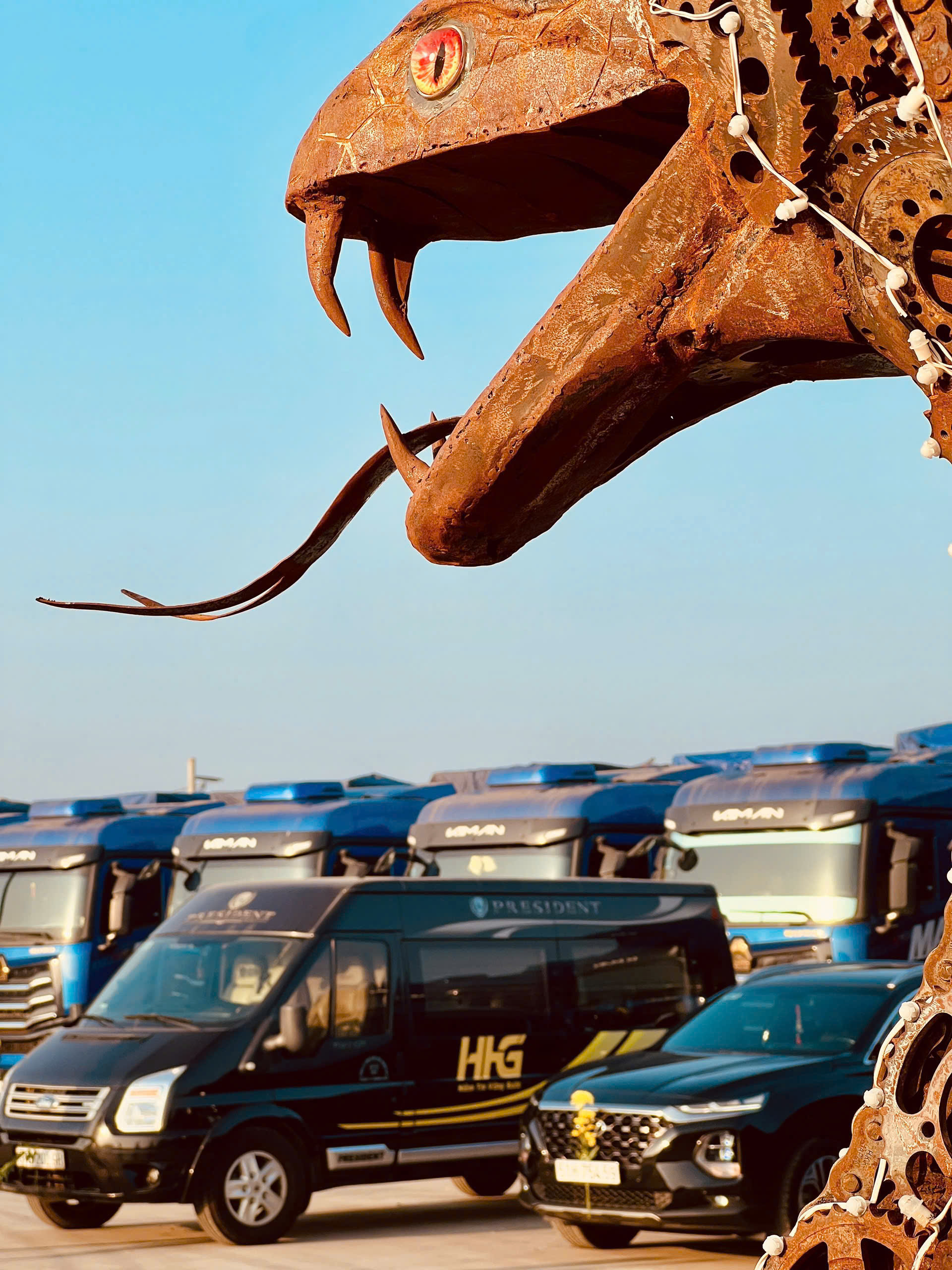 Thu mua phế liệu Huy Hoàng Gia