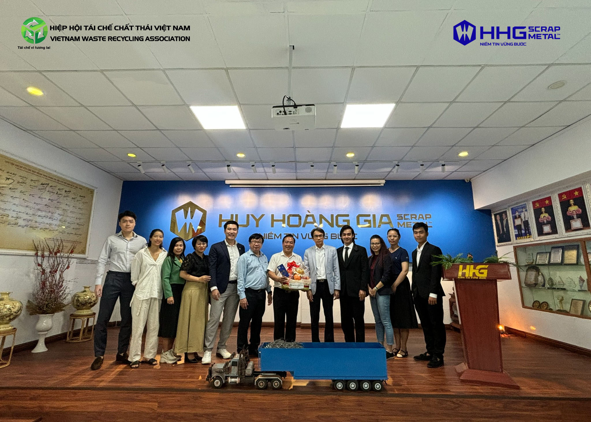 Huy Hoàng Gia Scrap Metal
