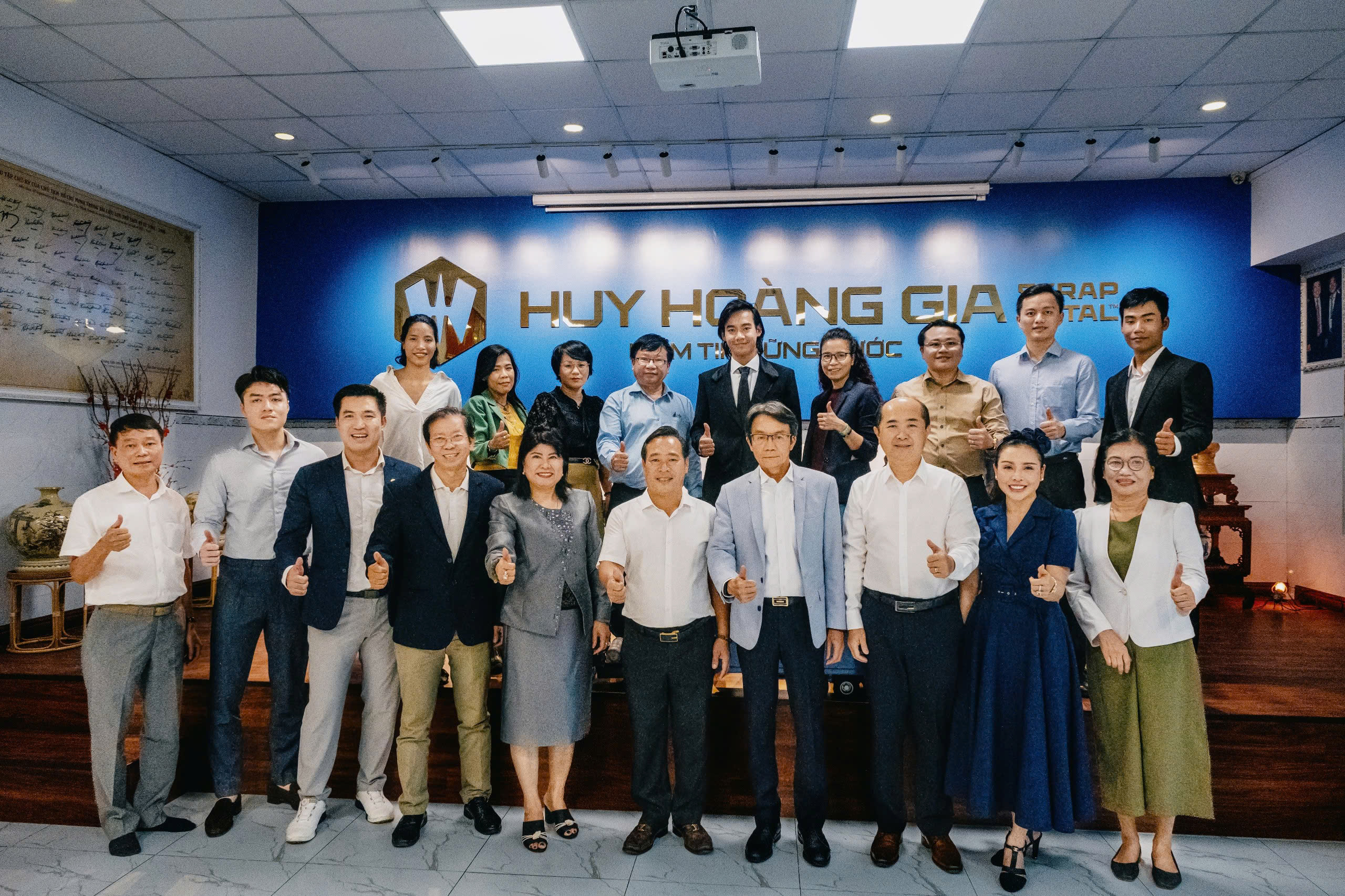 Thu mua phế liệu Huy Hoàng Gia